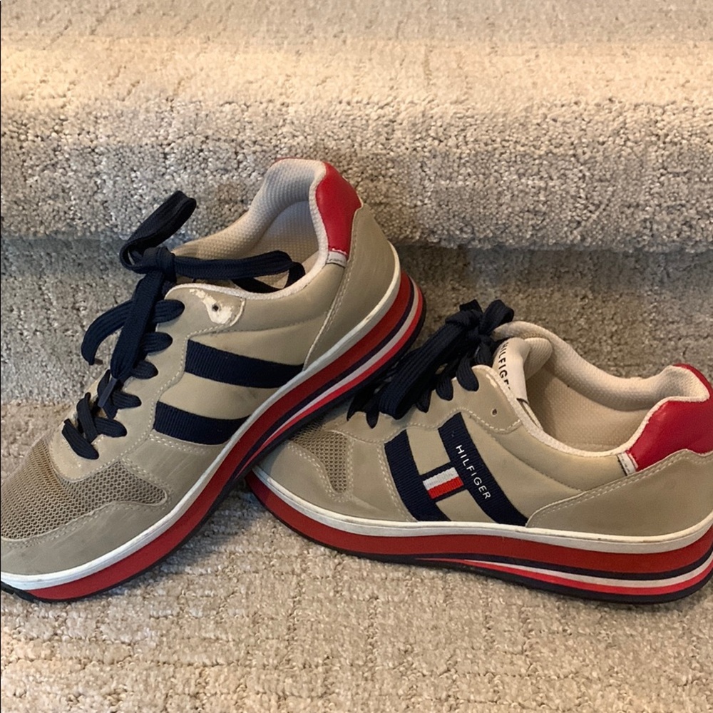 Tommy Hilfiger Tan and Red Sneakers Retro Style